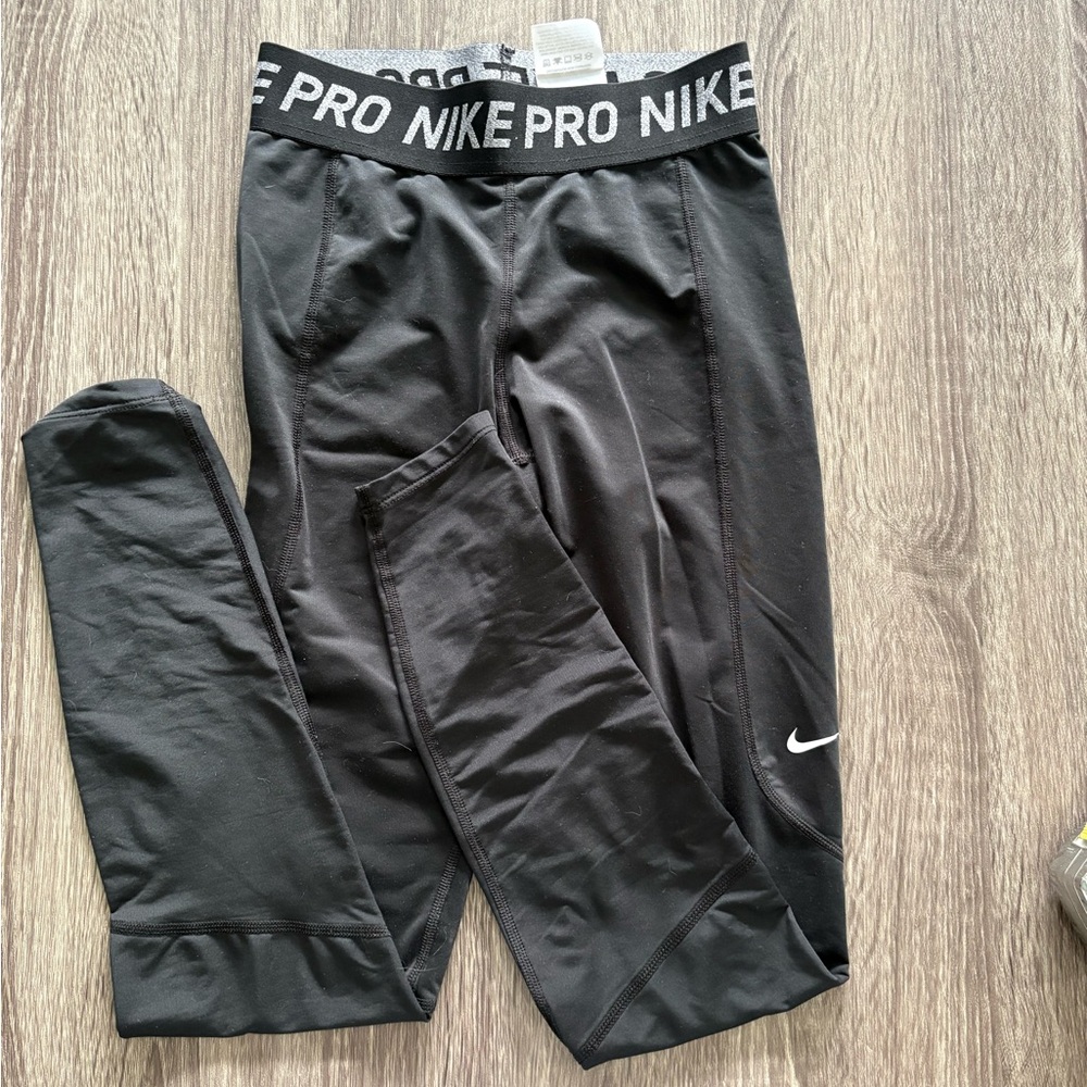 Nike Pro leggings